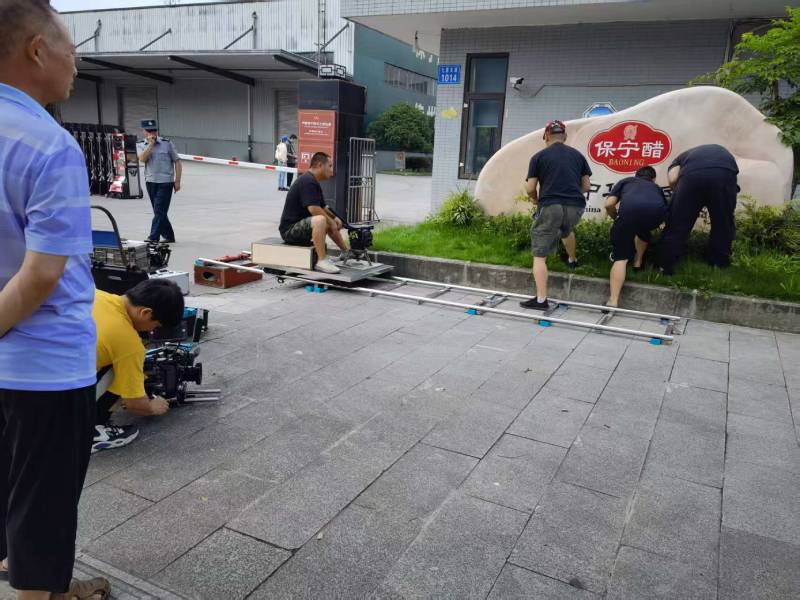 万年县广告片拍摄公司核心优势：全流程服务，让品牌广告片省心更出彩
